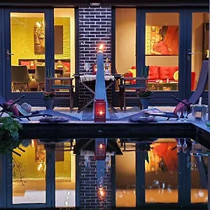 https://downtown-hideaway-bb.eindhoven-hotels.net